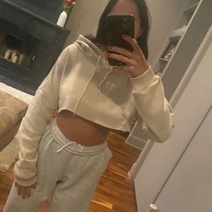 Pretty little thing nude/beige crop hoodie